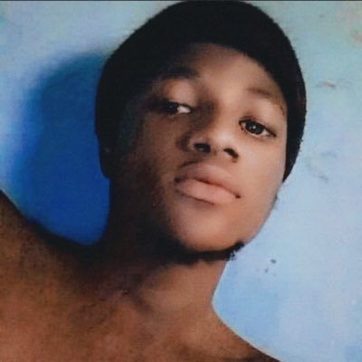#Godfirst | Bsc Mechanical Engineering | @davido and @craigdavid are d only music Goats i knw in this world | Messi 4ever |#Blaugrana 🇪🇸 | Omo Olorun❤️