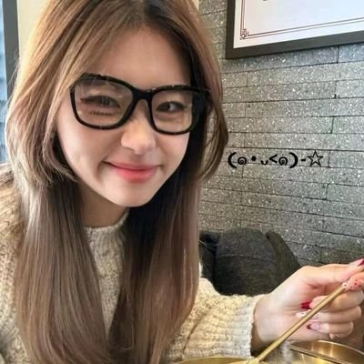 안녕하세요, 저는 28살이고 한국에서 왔습니다. 키 168sm, 몸무게 51kg입니다. 저는 노래를 듣는 것을 좋아하고 달리기하고 영화를 보는 흥미가 있으면 우리는 친구가 될 수 있습니다