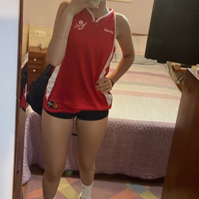 iratoooo's profile picture. 