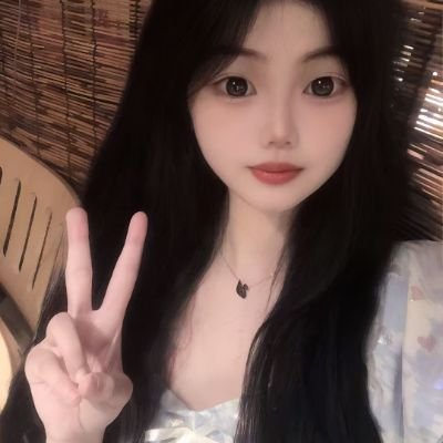 안녕하세요, 저는 28살이고 한국에서 왔습니다. 키 168sm, 몸무게 51kg입니다. 저는 노래를 듣는 것을 좋아하고 달리기하고 영화를 보는 흥미가 있으면 우리는 친구가 될 수 있습니다