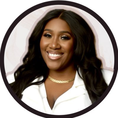 General Surgery Resident Physician 👩🏽⚕️🥼 Med Journalist |Views are my own| ✝|🇳🇬🇯🇲 Past RD7 @snma_official | She/Her