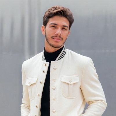 اللهم إني أسألك العفو والعافية في الدنيا والآخرة