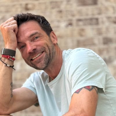 DougHardman's profile picture. Father - Recovering Drunk - Taker of Pictures - Collector of Hobbies.