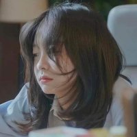 moon (@_fleurvrse) 's Twitter Profile