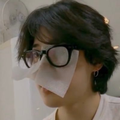 whenwillitend_'s profile picture. ♥︎ @BTS_twt