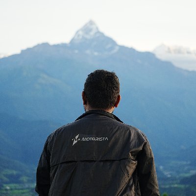 Product Designer @Goava_SE, Figma Evangelist, Open Source Software Enthusiast, AV Enthusiast, Tech Addict, Gadget Freak
