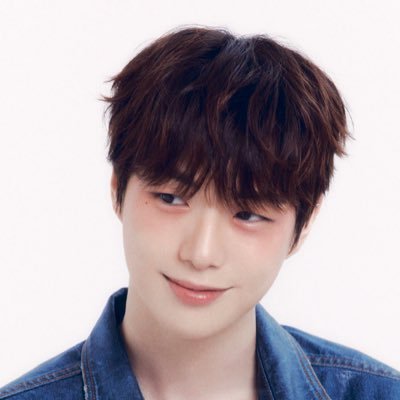 kangchosindy's profile picture. 