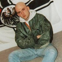 _Dxniixl's profile picture. 