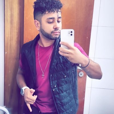 🎓 Direito ⚖️ ♌️ Leonino 👦 27 years 👻 snap: souraafs 🛡️ https://t.co/lsggV8WKPz