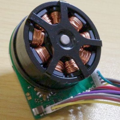 本業はメカ設計者でマイコン制御のメカトロニクスを得意としています.
趣味でロボットを製作しMakerFaireへ出展したり知能ロボコンへ出場したりしています.
CQ出版さんのトランジスタ技術やInterface誌に製作記事を書くことがあります.
ハードウェアを中心に興味のあるモノづくりの情報についてツイートします.