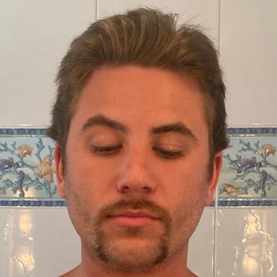 chase_payments1's profile picture. CFB ‘24 - (10-9, 2u)