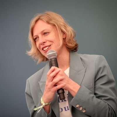 Adjointe à la Maire de Paris en charge de la Santé et élue @EELV Déléguée au Plan Climat #Paris18🌻🌍🟣🌈✊
Rdv sur Bluesky 🦋 : https://t.co/826CPzM2Cm