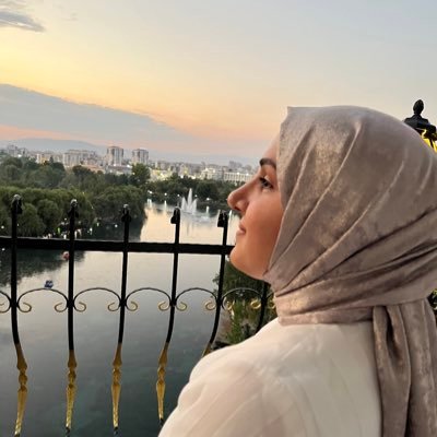 ebruayata16's profile picture. Yüksek Mimar