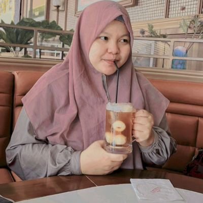 asmiahmiah62's profile picture. 