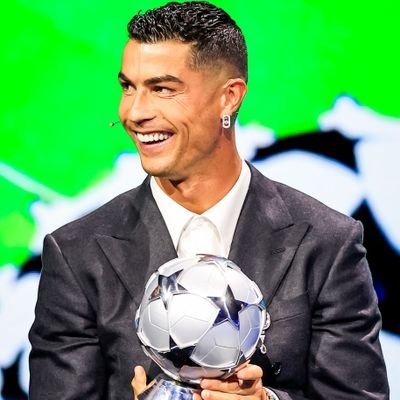 top9jatv's profile picture. Crypto buyer/seller! Payment so fast like Breeze Punter de Sport ⚽ 
💯 ManUtd since 2003 (Talk shit about my club I will never let u be🤔)