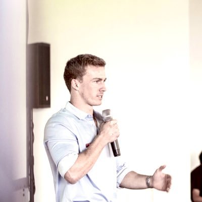 Land Investor and SAAS founder | currently traveling around the world