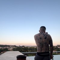 oןɐɔuoƃ (@nobooodylike) 's Twitter Profile