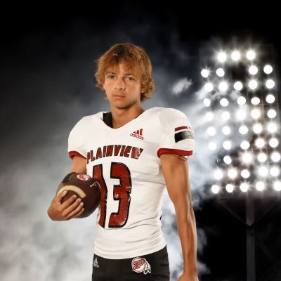 Plainview High School Ardmore, OK- Class of 2025 Kicker 5'11 140 lbs. Bench -190 Squat -300 GPA 3.4, 580.222.1205
NCAA ID#2408393550