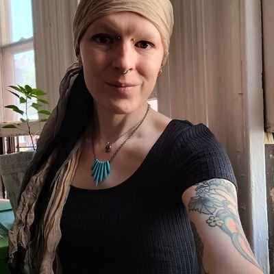 she/they |🏴, ᚫᚾᛏᛁᚠᚫ | memory worker | essayist, poet, performer | author of Hall of Waters | animist, polytheist