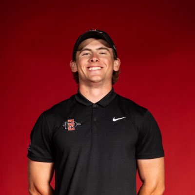@AztecFB Recruiting Assistant | @SDSUFowler Alumnus | #AztecFAST 🍢 x #BeTheA1pha 🐺 | “How you do anything is how you do everything.”