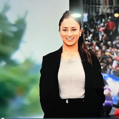 PERIODISTA DEPORTIVA DE CADENA ESPN coach de ciclismo - Ex Ciclista profesional. INSTAGRAM @lauralozanociclista