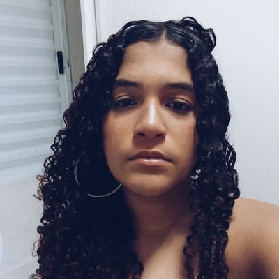 _jumoedas's profile picture. bonita e depressiva as vezes