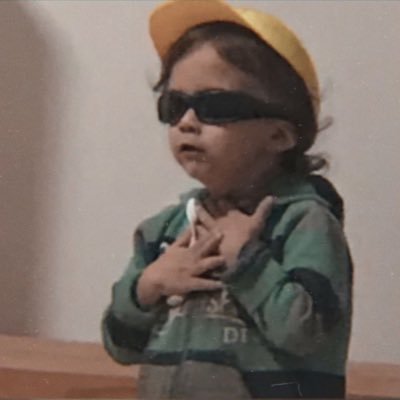 busradiyorlar's profile picture. ytü