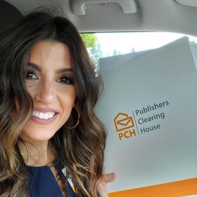 lam_d90's profile picture. publisher clearing house Prize patrol spokeswoman who travels the country surprising lucky winners 🥳🎉🎊