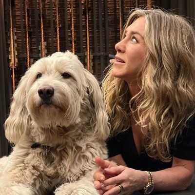 LLove008240227's profile picture. 