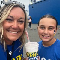 Nichole Andrade (@andraden23) Twitter profile photo