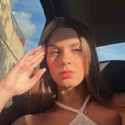 paoperxz's profile picture. you’ll never find nobody better than me
