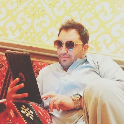 MominHaqyar's profile picture. 1994.1.30