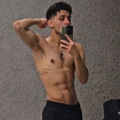 Pablett 🔥 (150K) | +2K Videos OF Profile