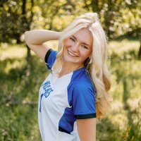 Adelle (@adelle_f) 's Twitter Profile