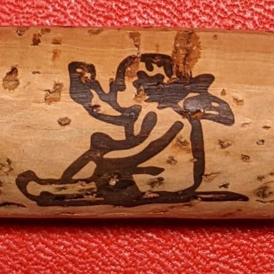食べたものや飲んだワインの記録を中心に雑多な内容です。チラシの裏です。