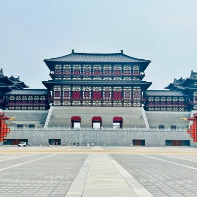 YouRenATing's profile picture. 坐标0379