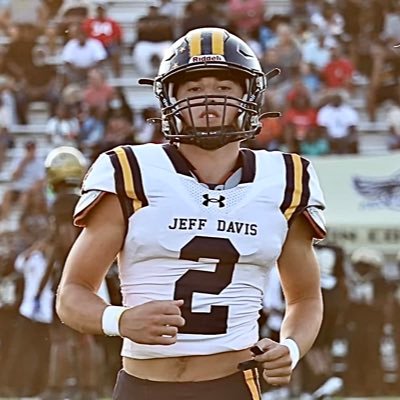 Christian/ Class of 2025/ Baseball OF/Football OLB/Rb /Swim (50 free: 23.3) / judeworthingto7@gmail.com