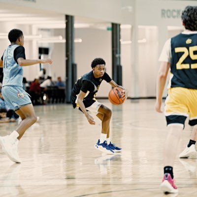 4.1 GPA North Carolina 📍 C/O 2028 Team curry🏀/ 6’0 height 📧: kingstonlineberger1@gmail.com 📲: 8284808196