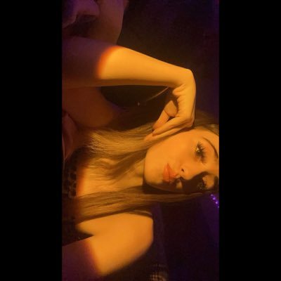 _hails7's profile picture. nineteen ☻