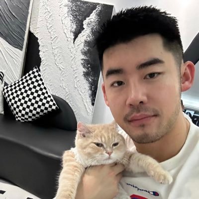 アカウントを凍結し、ログインする 178/77/40G 女性はフォローしないでください 旅行/釣り/キャンプ 凸 もっと多くの友達や彼氏を知りたい 好きなのはくれてもいい DM