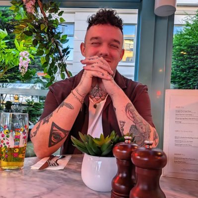 JoshWarren987's profile picture. 31 • Teesside • He/Him •