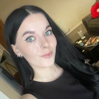 Lead Media Teacher at #VisualisedIt. 📚 Previously a HOY. Ex-journalist with previous words for @TeenVogue, @ExposedMag and @NorthboundMag. 📖