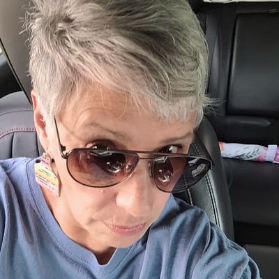 JanieP41918's profile picture. 