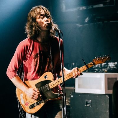 ヘルメッツのギタリスト、ボーカルを取るTHA HEALsでも活動、他に今西太一とアイルトンセナでもギター弾いてます!
越谷EASYGOINGSの副店長
音楽以外だとLiverpool FCの大ファン