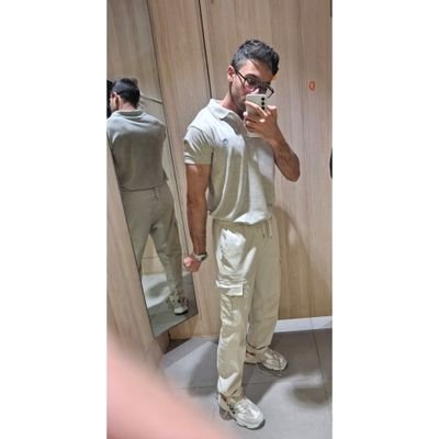 kouranyi's profile picture. Software engineer , in ❤️ with computer science 🧑‍💻