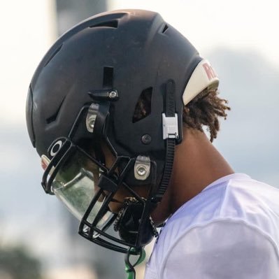 Class of 27’ , 6’0 , 160 , Hightower Highschool , 3.0 gpa, Wr