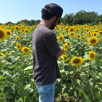 truzzparker's profile picture. 🇮🇹 | life rips | skol