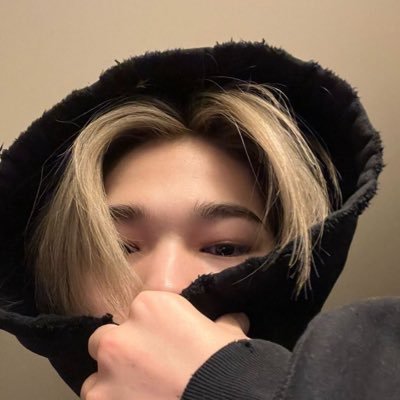 ซินเธีย (n.) Me is Butterfly Effect in your heart. #louǝʍolɟdɐɔʞ🦋