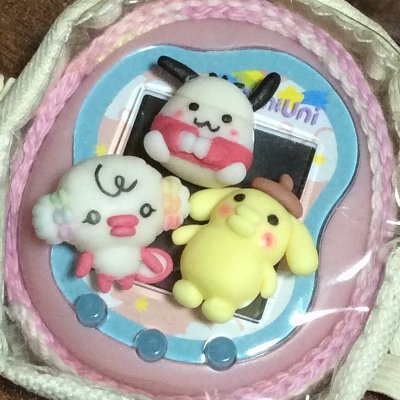 最近またたまごっちにハマりました(〃´-`〃)♡カラーもドットも好きです🥰たまごっち好きな方と仲良くなりたい✨たまに樹脂粘土でなにか作ったりします(笑)よろしくお願いします😌✨