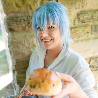 Ger/Eng ; 28 ; german Cosplayer ; 2.5D ; TKRB/Tousute ; TeniPuri ; A3💄⚾️ ; Mahoyaku🪡🍴; Twst🍩 ; Hakuoki